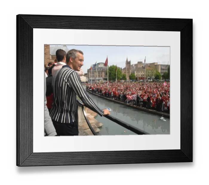 Framed Print : A Sea of Passion: United Bristol City Football Club Fans (Fans 2) Framed Print : A Sea of Passion: United Bristol City Football Club Fans (Fans 2)