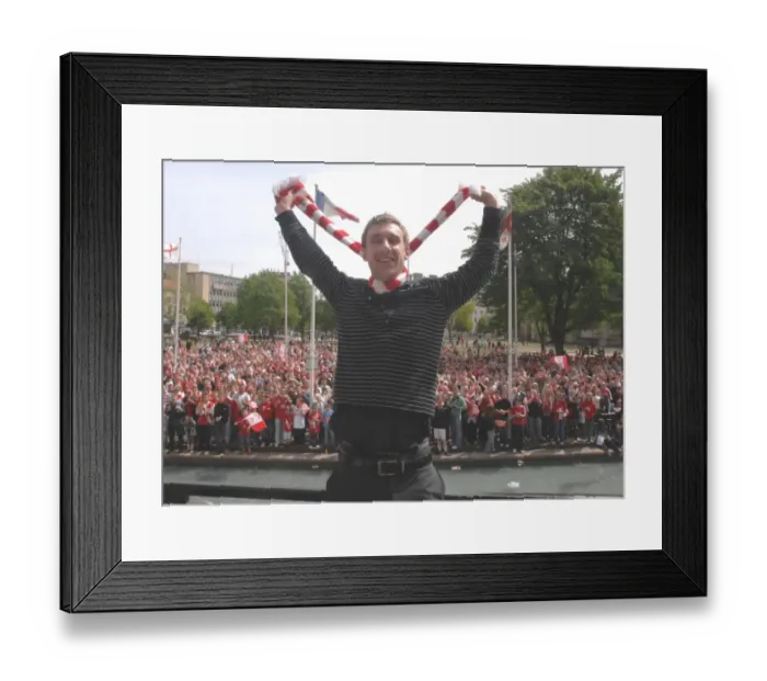 Framed Print : United in Passion: A Sea of Bristol City Football Club Fans Framed Print : United in Passion: A Sea of Bristol City Football Club Fans