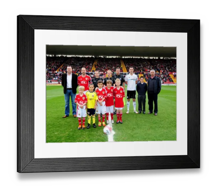 Framed Print : Clash at Ashton Gate: Bristol City vs Derby County, March 31, 2012