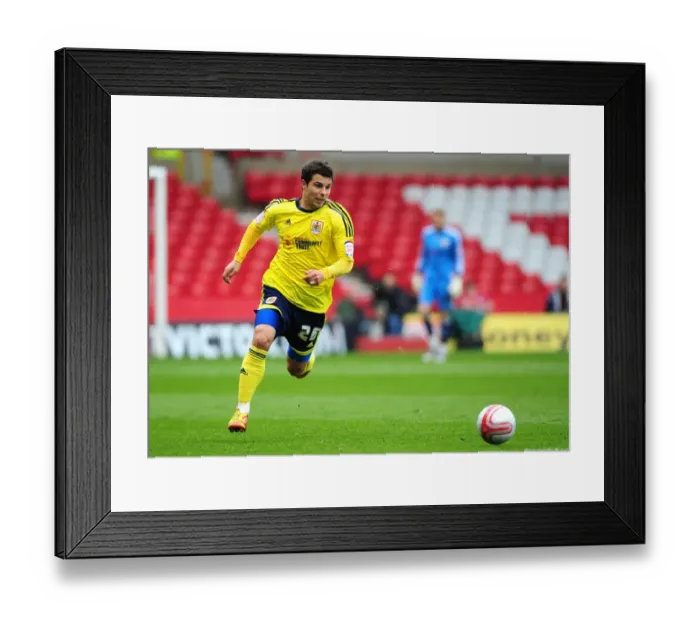 Framed Print : Richard Foster in Action: Nottingham Forest vs. Bristol City (April 7, 2012)