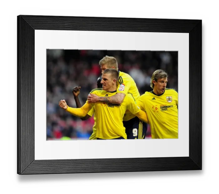 Framed Print : Bristol City's Chris Wood in Euphoric Goal Celebration: Nottingham Forest vs. Bristol City (07-04-2012) Framed Print : Bristol City's Chris Wood in Euphoric Goal Celebration: Nottingham Forest vs. Bristol City (07-04-2012)