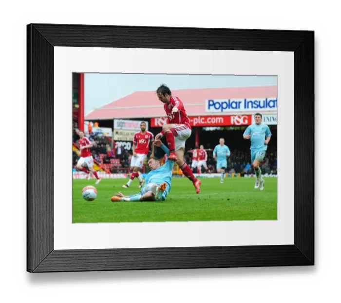 Framed Print : Bristol City vs Coventry City: Intense Moment as Keogh Tackles Pitman