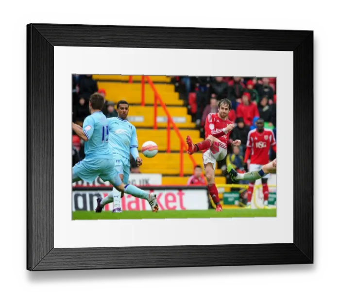 Framed Print : Brett Pitman's Thwarted Goal: Bristol City vs Coventry City, 9th April 2012