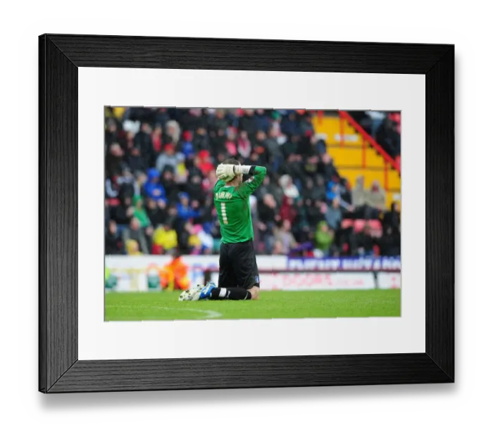 Framed Print : Bristol City vs Coventry City: Joe Murphy in Action at Ashton Gate Stadium, 2012