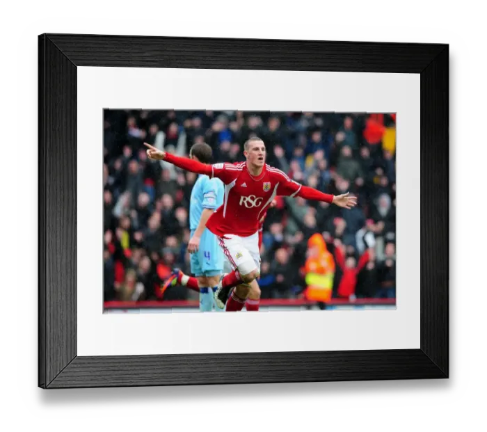 Framed Print : Bristol City v Coventry City 090412 Framed Print : Bristol City v Coventry City 090412