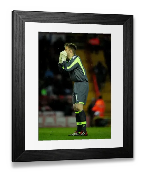 Framed Print : Bristol City vs. West Ham: Robert Green in Action at Ashton Gate Stadium (April 17, 2012) Framed Print : Bristol City vs. West Ham: Robert Green in Action at Ashton Gate Stadium (April 17, 2012)