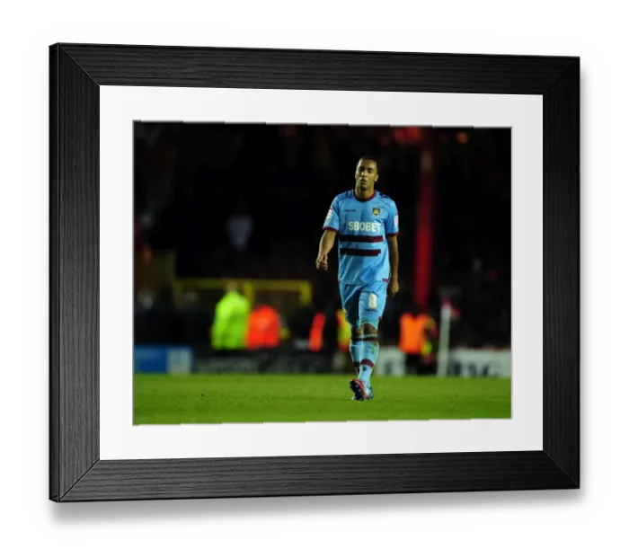Framed Print : Bristol City vs. West Ham: Nicky Maynard in Action at Ashton Gate Stadium, 2012