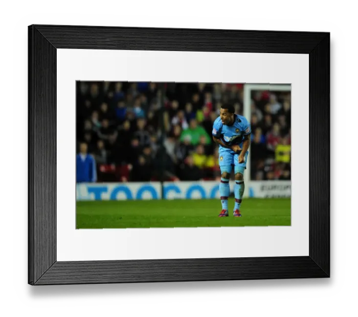 Framed Print : Nicky Maynard in Action: Bristol City vs. West Ham United at Ashton Gate Stadium (2012) Framed Print : Nicky Maynard in Action: Bristol City vs. West Ham United at Ashton Gate Stadium (2012)
