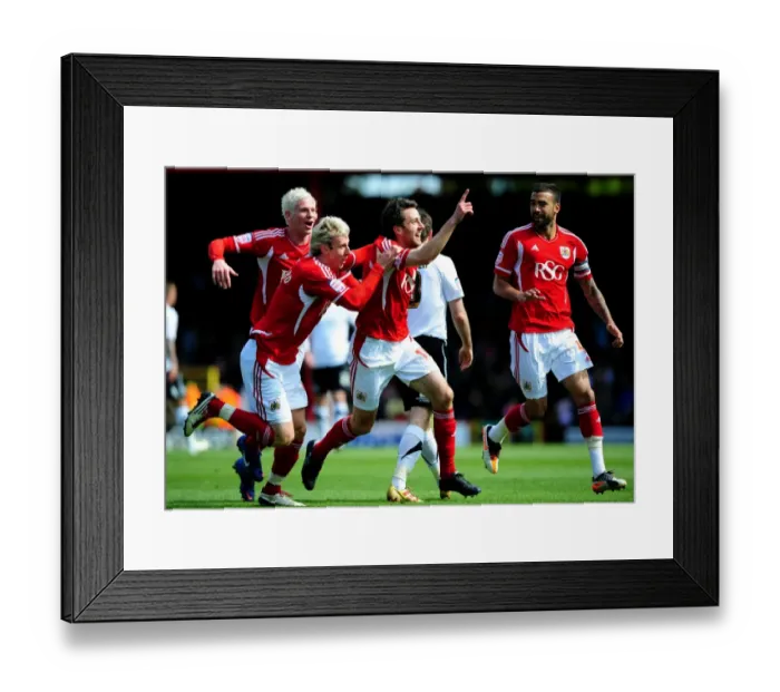 Framed Print : Bristol City Celebrates Win Against Barnsley, 2012 - Cole Skuse and Team Mates Framed Print : Bristol City Celebrates Win Against Barnsley, 2012 - Cole Skuse and Team Mates