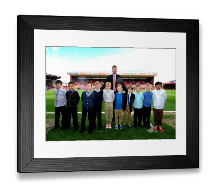 Framed Print : Bristol City vs Barnsley: Clash at Ashton Gate Stadium - April 2012 Framed Print : Bristol City vs Barnsley: Clash at Ashton Gate Stadium - April 2012