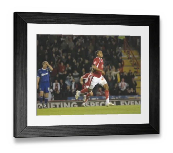 Framed Print : Marvin Elliott Framed Print : Marvin Elliott