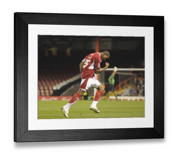 Framed Print : Marvin Elliott: Thrilling Moment at Bristol City vs Ipswich Town Framed Print : Marvin Elliott: Thrilling Moment at Bristol City vs Ipswich Town