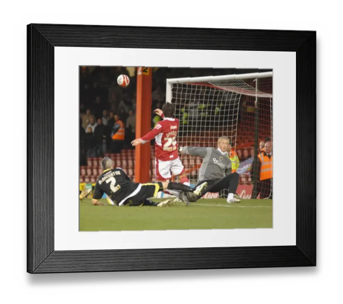 Framed Print : Ivan Sproule in Action: Bristol City vs Cardiff City Framed Print : Ivan Sproule in Action: Bristol City vs Cardiff City