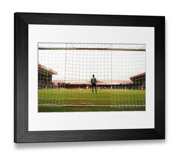 Framed Print : Basso in Action: Bristol City vs Cardiff City