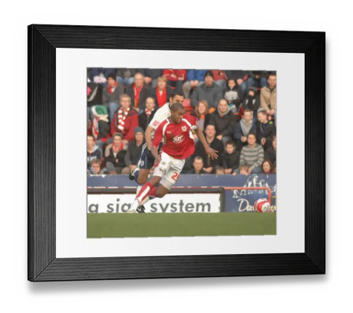 Framed Print : Marvin Elliott: Thrilling Moment at Bristol City vs Cardiff City Framed Print : Marvin Elliott: Thrilling Moment at Bristol City vs Cardiff City