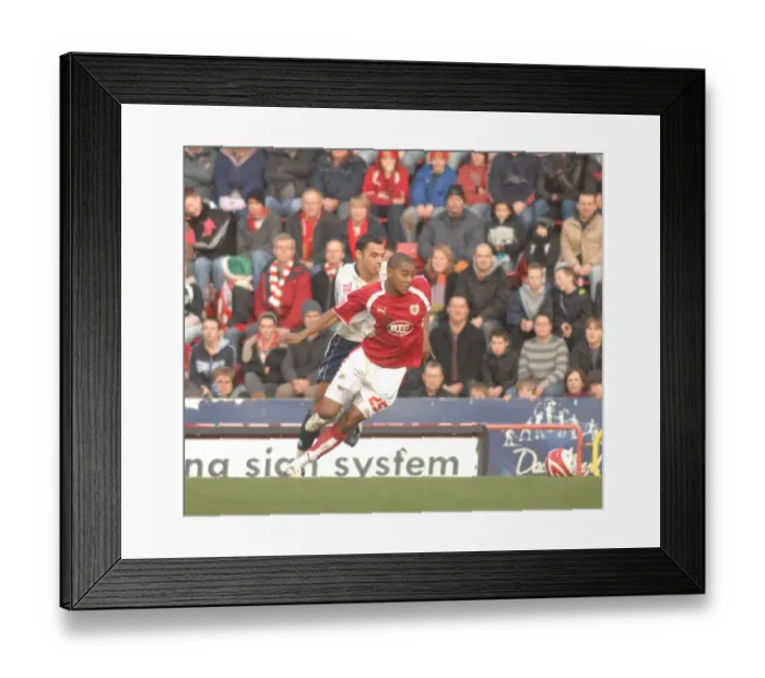 Framed Print : Marvin Elliott: Thrilling Moment at Bristol City vs Barnsley Framed Print : Marvin Elliott: Thrilling Moment at Bristol City vs Barnsley