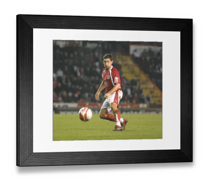 Framed Print : Lee Johnson in Action: Bristol City vs Barnsley