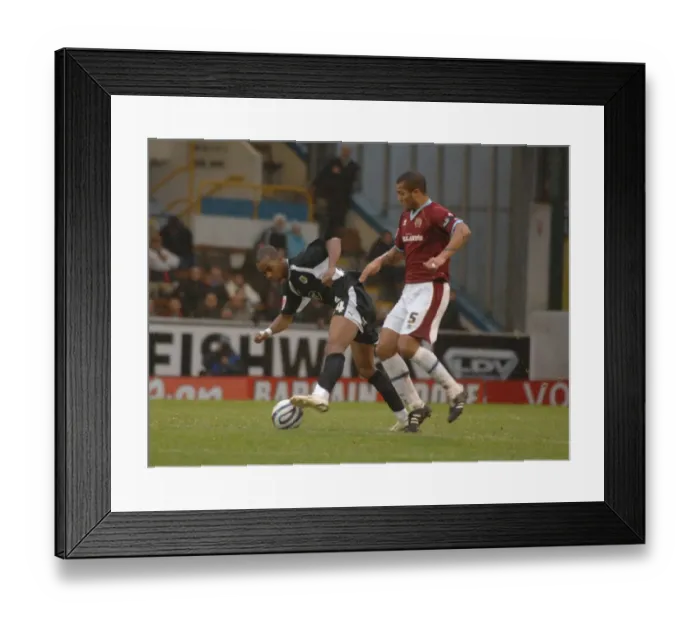 Framed Print : Burnley V Bristol City