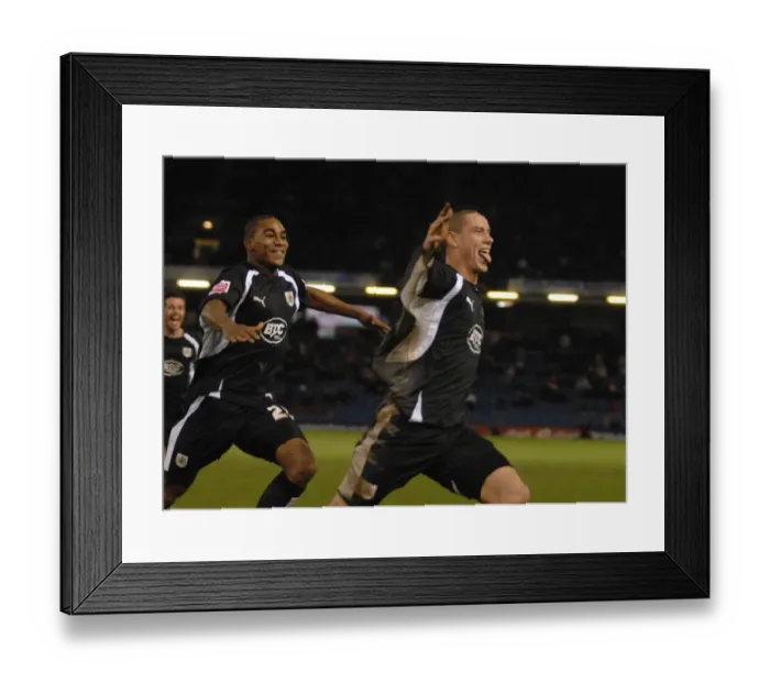 Framed Print : Tamas Vasko Marvin Elliott Framed Print : Tamas Vasko Marvin Elliott