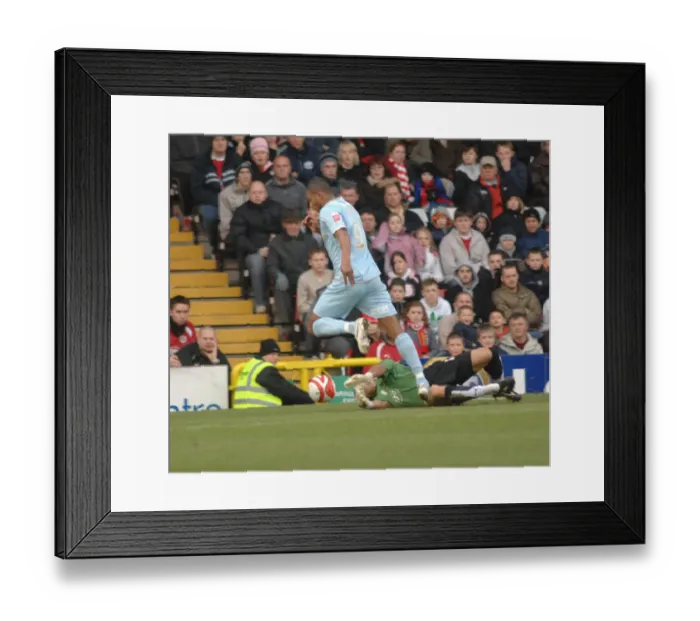Framed Print : Basso in Action: Bristol City vs Colchester United Framed Print : Basso in Action: Bristol City vs Colchester United