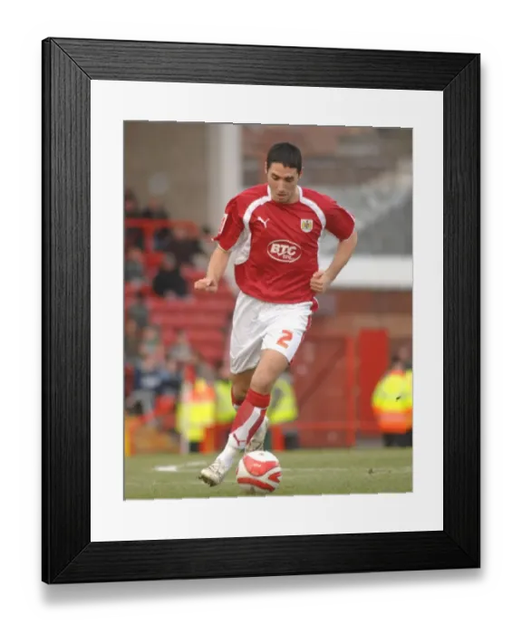 Framed Print : Bradley Orr in Action: Bristol City vs Colchester United Framed Print : Bradley Orr in Action: Bristol City vs Colchester United