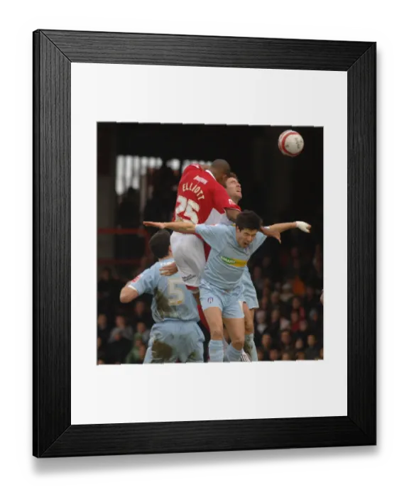 Framed Print : Bristol City vs Colchester United: 07-08 Season Framed Print : Bristol City vs Colchester United: 07-08 Season