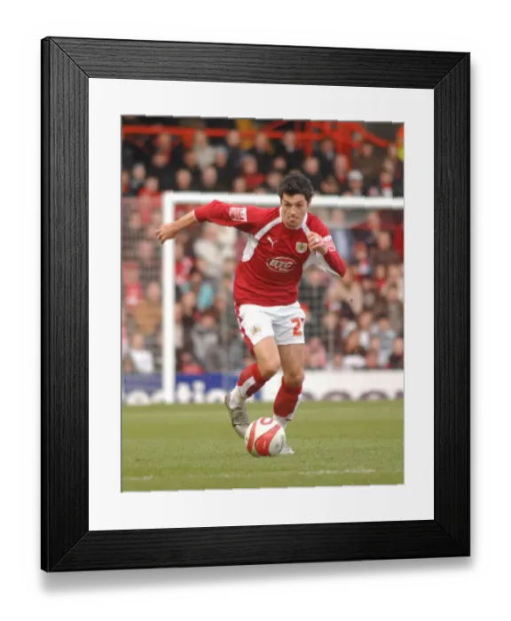 Framed Print : Ivan Sproule in Action: Bristol City vs Colchester United
