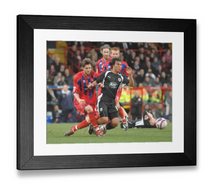 Framed Print : Nick Carle in Action: Crystal Palace vs. Bristol City Framed Print : Nick Carle in Action: Crystal Palace vs. Bristol City