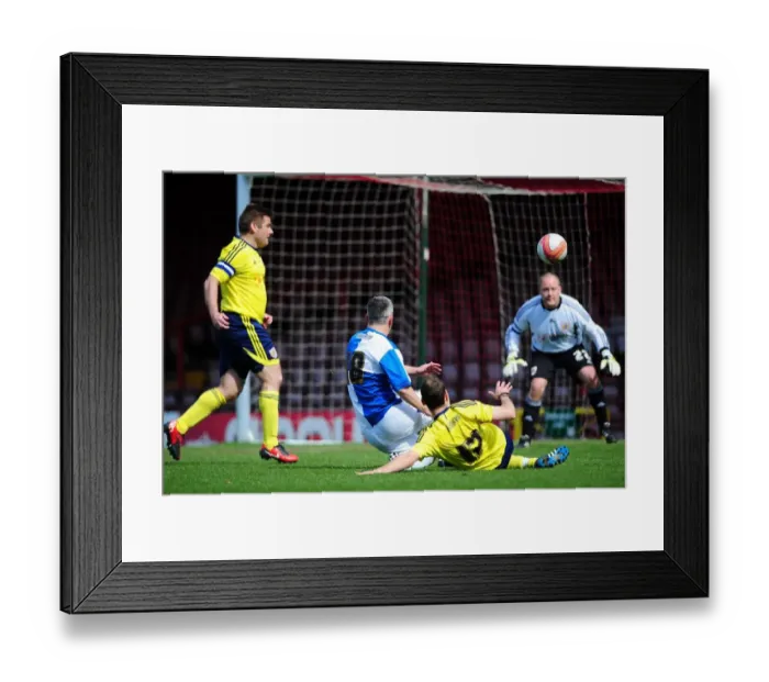 Framed Print : The Intense Derby: Bristol City vs. Bristol Rovers - Season 11-12 Framed Print : The Intense Derby: Bristol City vs. Bristol Rovers - Season 11-12