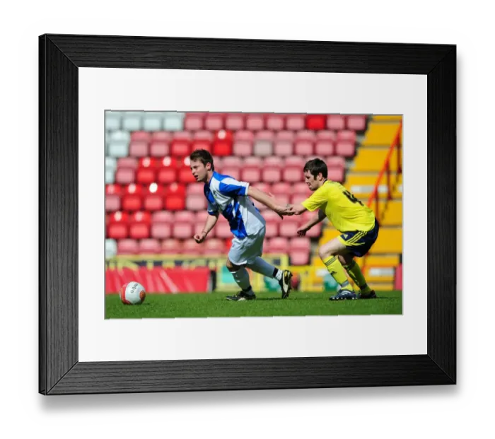 Framed Print : The Passionate Derby: Bristol City vs. Bristol Rovers - Season 11-12 Framed Print : The Passionate Derby: Bristol City vs. Bristol Rovers - Season 11-12