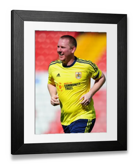 Framed Print : The Intense Derby Showdown: Bristol City vs. Bristol Rovers - Season 11-12