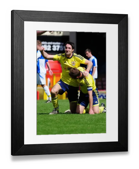 Framed Print : Passionate Derby Showdown: Bristol City vs. Bristol Rovers - Season 11-12