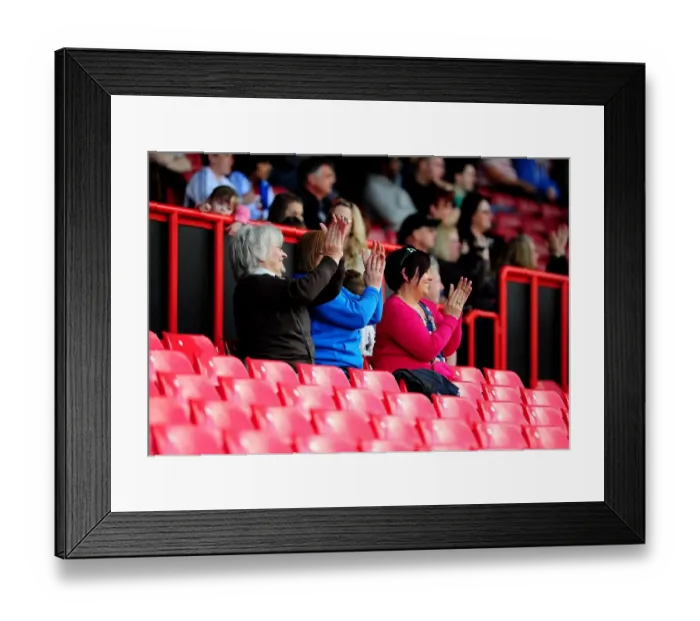 Framed Print : The Passionate Derby: Bristol City vs. Bristol Rovers - Season 11-12 Framed Print : The Passionate Derby: Bristol City vs. Bristol Rovers - Season 11-12