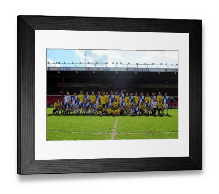 Framed Print : The Passionate Derby: Bristol City vs. Bristol Rovers - Season 11-12 Framed Print : The Passionate Derby: Bristol City vs. Bristol Rovers - Season 11-12