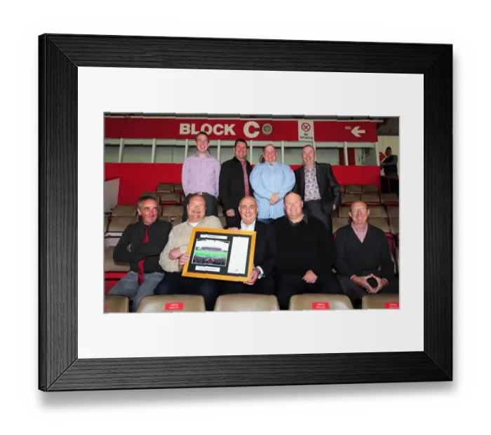 Framed Print : Clash of the Giants: Bristol City vs Barnsley, Season 11-12