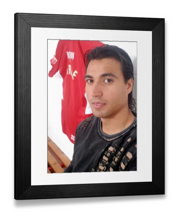 Framed Print : Bristol City FC: Portrait of Star Player Nick Carle Framed Print : Bristol City FC: Portrait of Star Player Nick Carle