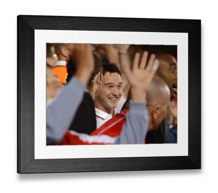 Framed Print : Lee Mathews Framed Print : Lee Mathews