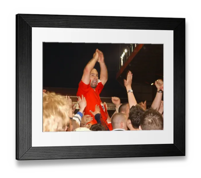 Framed Print : Christian Roberts Framed Print : Christian Roberts