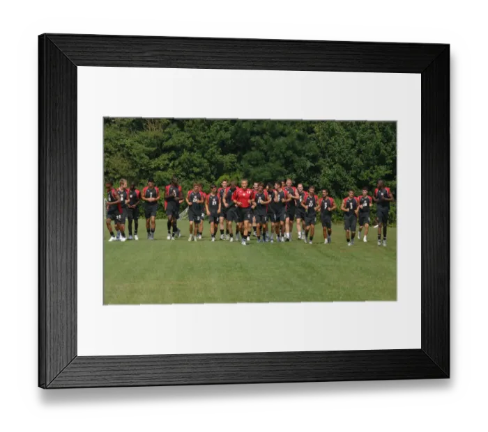 Framed Print : Behind the Scenes: 2006-07 Bristol City FC Training Sessions at the Training Ground Framed Print : Behind the Scenes: 2006-07 Bristol City FC Training Sessions at the Training Ground