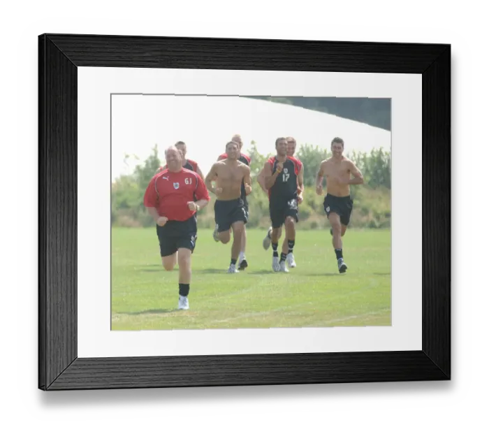 Framed Print : Behind the Scenes: 2006-07 - Bristol City FC Training Sessions at Their Ground Framed Print : Behind the Scenes: 2006-07 - Bristol City FC Training Sessions at Their Ground