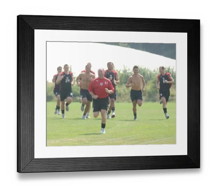 Framed Print : Behind the Scenes: 2006-07 Bristol City FC Training Sessions at the Training Ground Framed Print : Behind the Scenes: 2006-07 Bristol City FC Training Sessions at the Training Ground