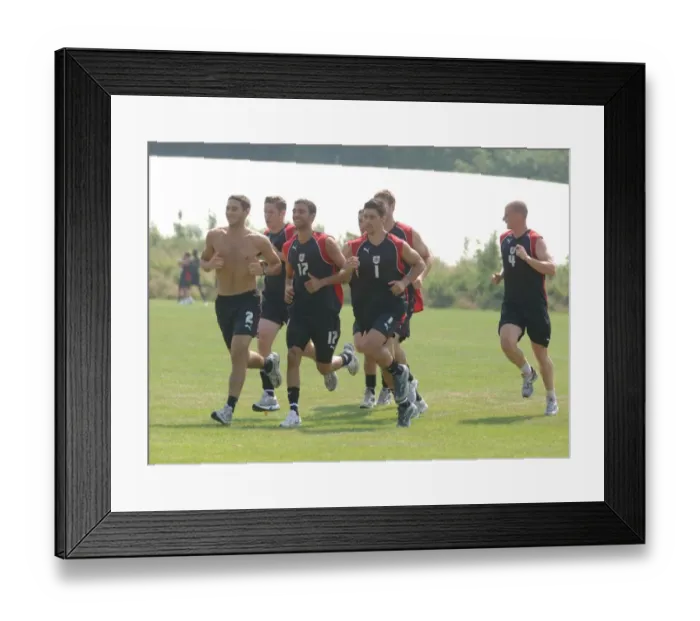 Framed Print : Behind the Scenes: 2006-07 Bristol City FC Training Sessions at the Ground Framed Print : Behind the Scenes: 2006-07 Bristol City FC Training Sessions at the Ground
