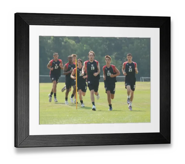 Framed Print : Behind the Scenes: 2006-07 Bristol City FC Training Sessions at the Ground Framed Print : Behind the Scenes: 2006-07 Bristol City FC Training Sessions at the Ground