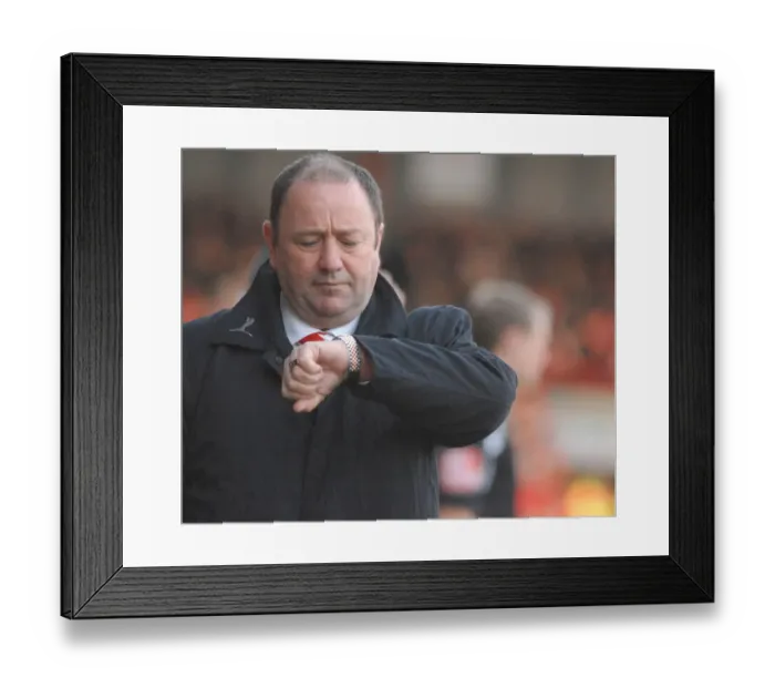 Framed Print : Gary Johnson in Action: Bristol City vs. Blackpool Framed Print : Gary Johnson in Action: Bristol City vs. Blackpool
