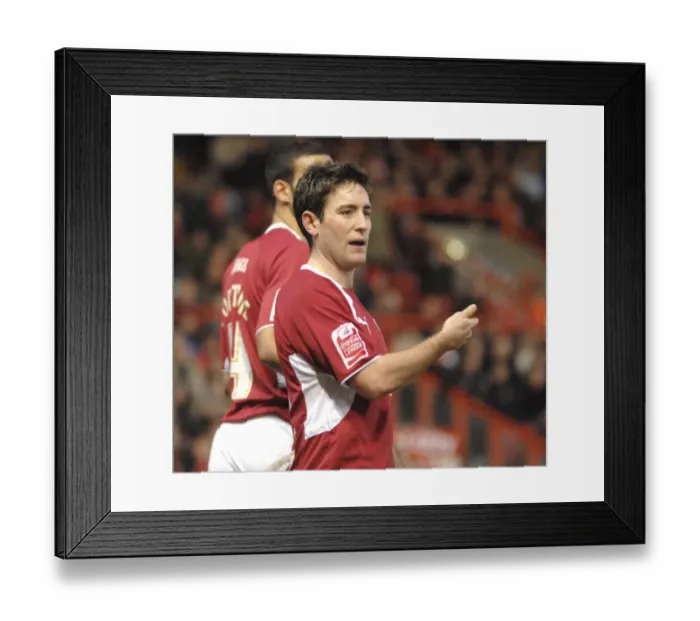 Framed Print : United in the Fight: Lee Johnson Rallies Bristol City Against Blackpool
