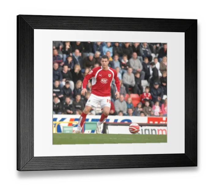 Framed Print : Tamas Priskin in Action: Bristol City vs. Blackpool Framed Print : Tamas Priskin in Action: Bristol City vs. Blackpool