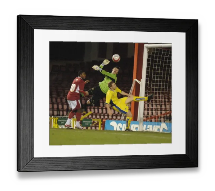 Framed Print : Bristol City U18s vs Leeds Utd U18s: The Youth Cup Clash Framed Print : Bristol City U18s vs Leeds Utd U18s: The Youth Cup Clash