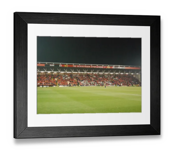 Framed Print : Bristol City FC: A Sea of Passionate Fans United Framed Print : Bristol City FC: A Sea of Passionate Fans United