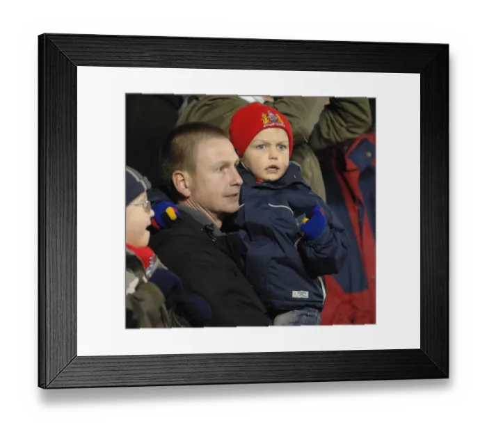 Framed Print : Fans