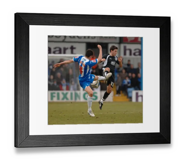 Framed Print : Lee Johnson Leading the Charge: Colchester United vs. Bristol City